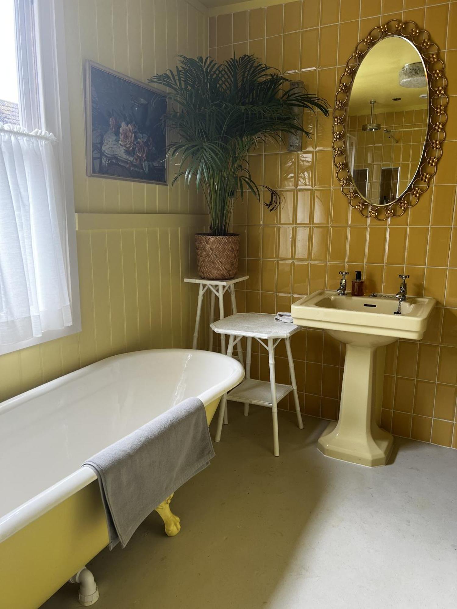 Georgian Russell Apartman Hastings Kültér fotó